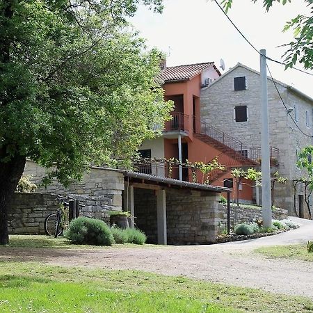 Apartments Mestri Grožnjan Екстериор снимка