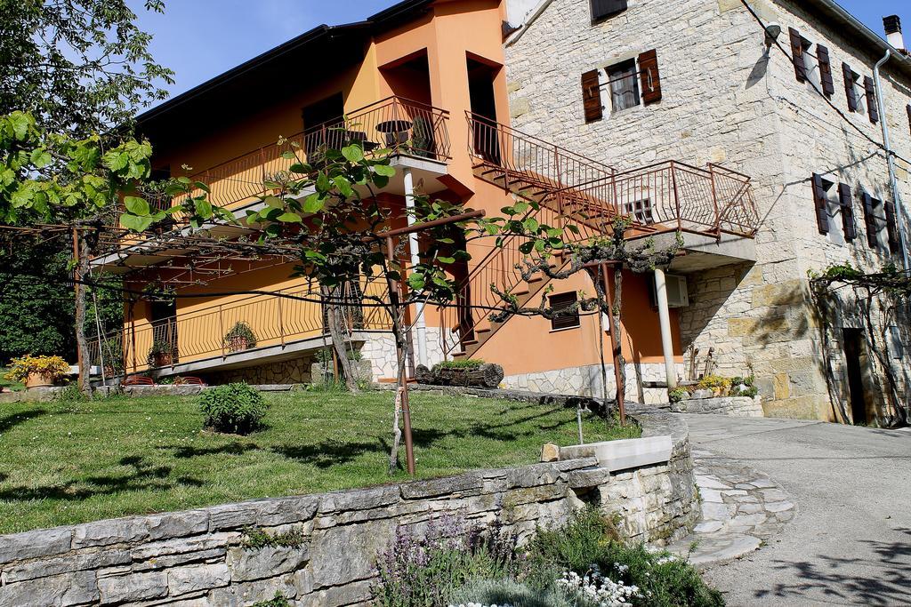 Apartments Mestri Grožnjan Екстериор снимка