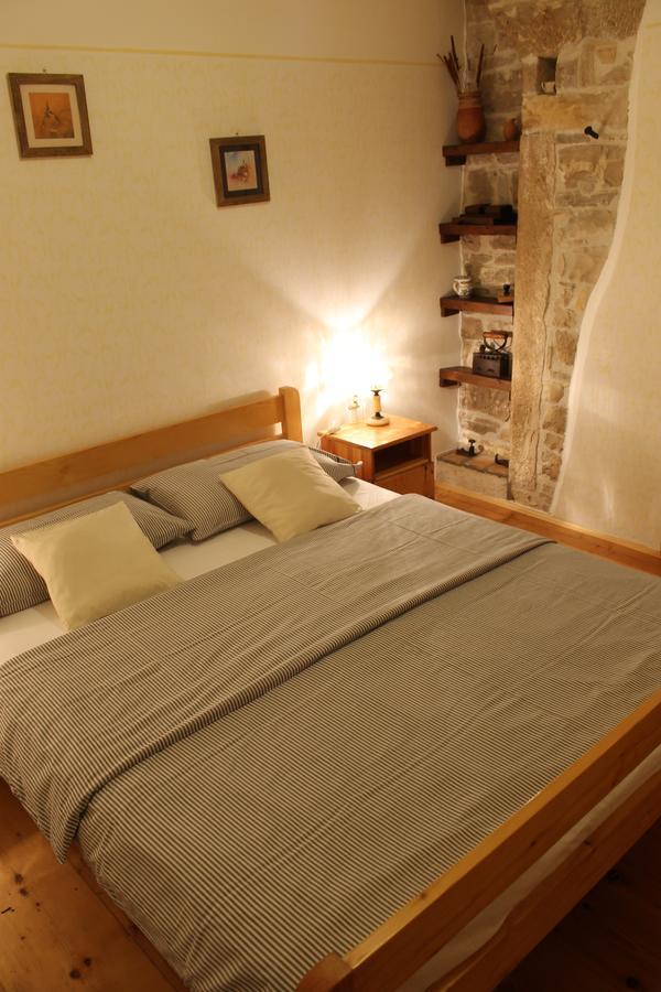 Apartments Mestri Grožnjan Екстериор снимка